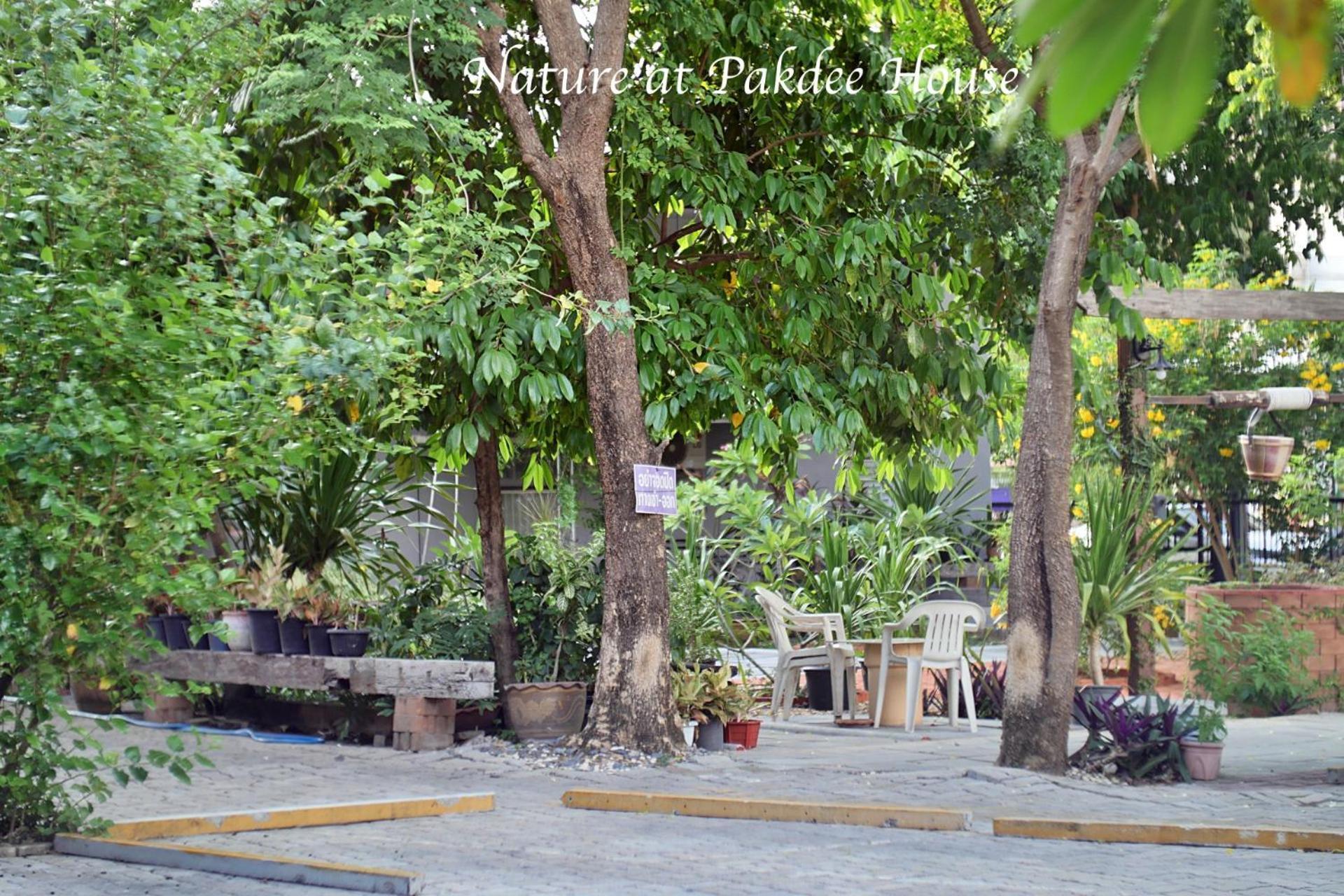 Pakdee House Otel Udon Thani Dış mekan fotoğraf